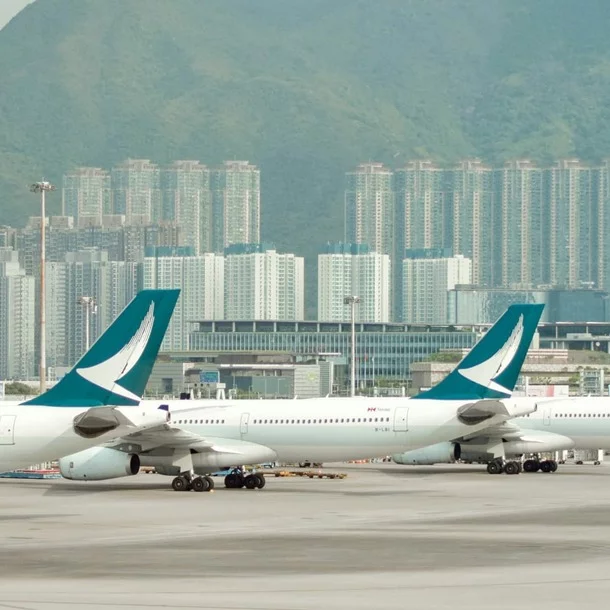 Entschädigung für Verspätung und Flugausfall mit Cathay Pacific