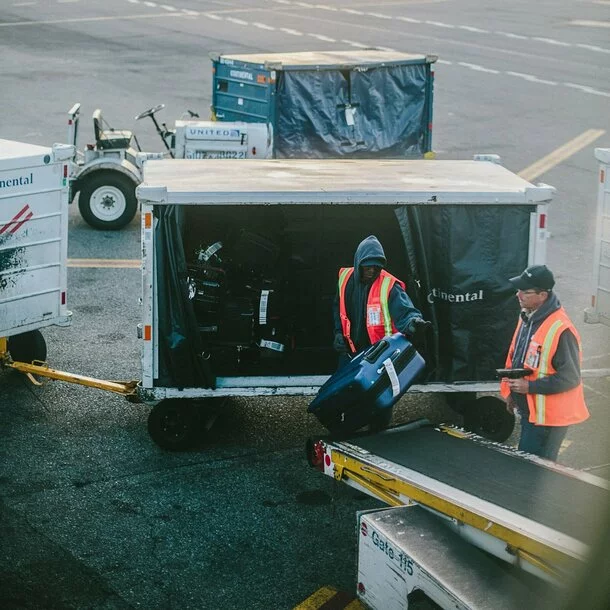 Beschädigter Koffer nach Flugreise