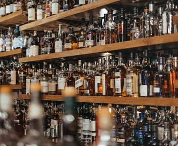 Konsum von Alkohol beim Fliegen
