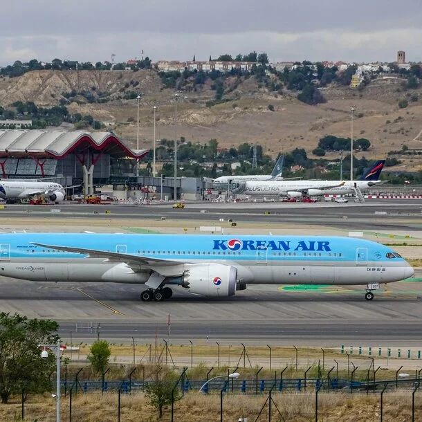 Korean Air Dreamliner landet verspätet in Madrid