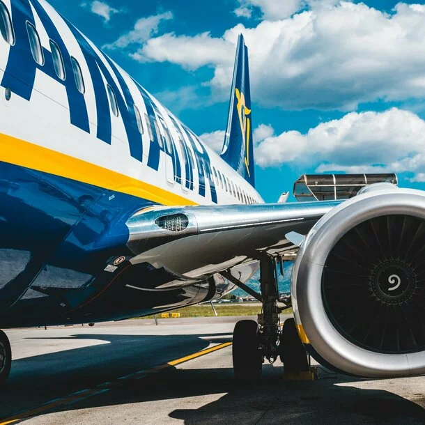 Ryanair Flugzeug am Flughafen verspätet 